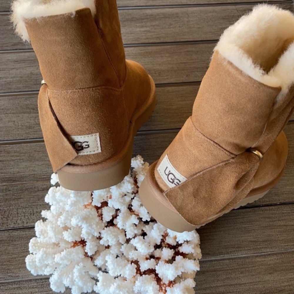 🍃🔆UGG- CLASSIC MINI TWIST BOOTS🔆🍃 - Picture 8 of 15